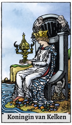 Tarotkaart 'Koningin van Kelken'