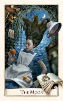 Tarotkaart "De Maan" (uit het tarotdeck "Alice in Wonderland")